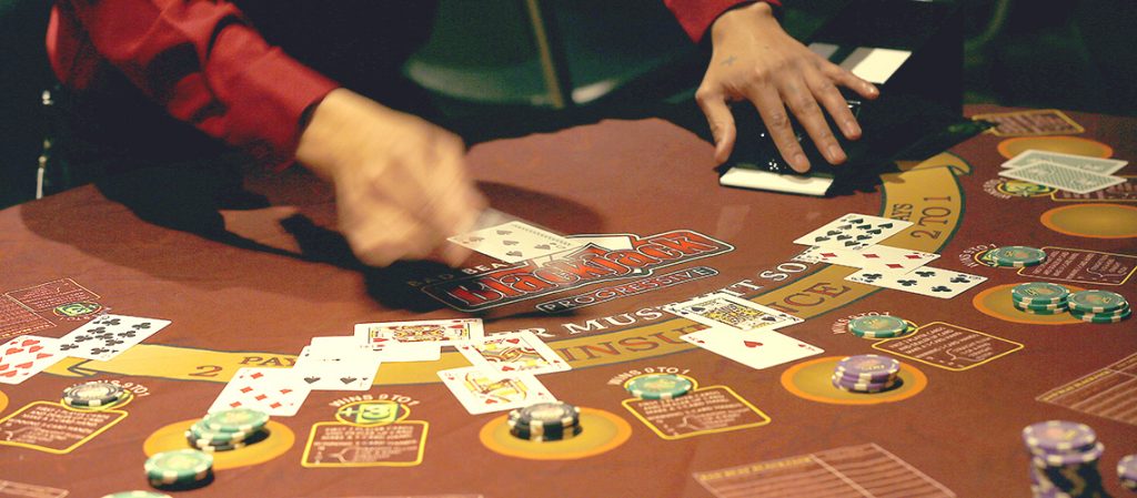 poker domino gambling