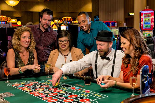 Play In Online Casinos