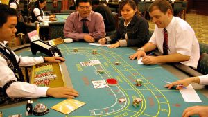 Playing Online Casino Games