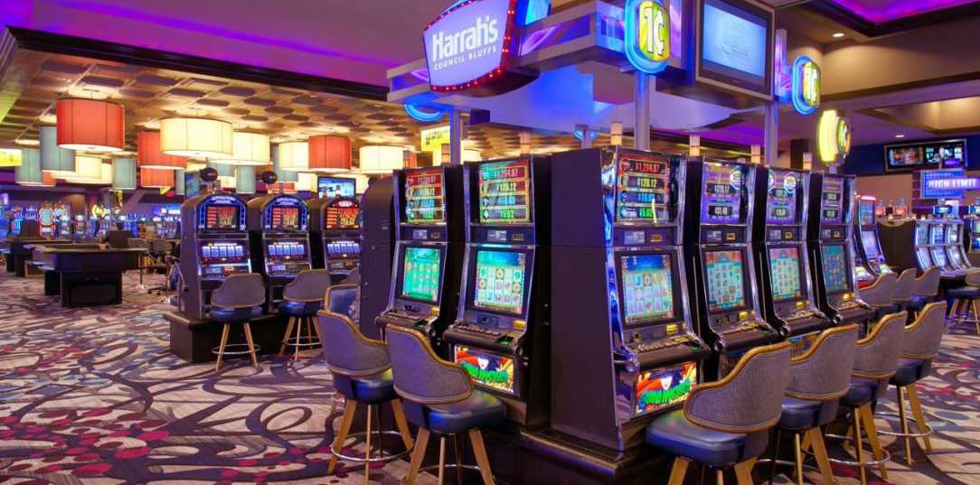Playing Online Casino Games